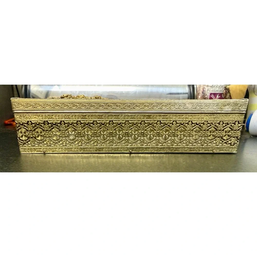 Vintage ORMOLU Gold Plated ROSES Tissue Holder
